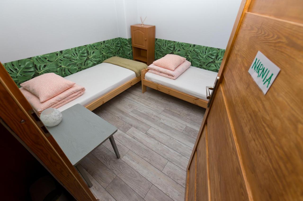 Easy Rider Hostel Вроцлав Екстер'єр фото