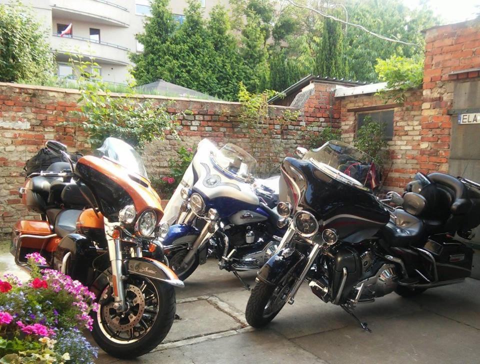 Easy Rider Hostel Вроцлав Екстер'єр фото